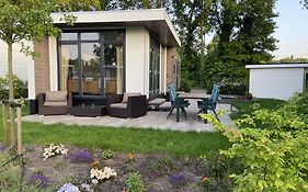 Kindvriendelijk luxe chalet in de bossen met privé sauna
